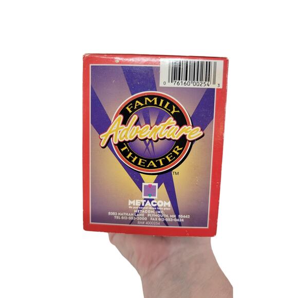 VHS 3 Pack: The Secret Garden; New Adventures of Heidi; The Wilderness Family - Picture 3 of 9